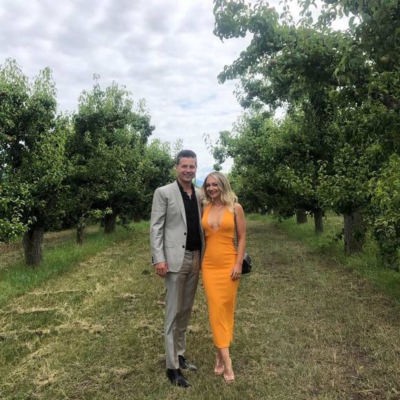 Meet your Posher, Anna - Picture 1 of 1